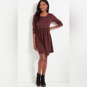 ⭐️2/$20⭐️ Maurice’s Dress Maroon and Black, Size Medium